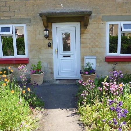 Calne Bed And Breakfast Exteriör bild
