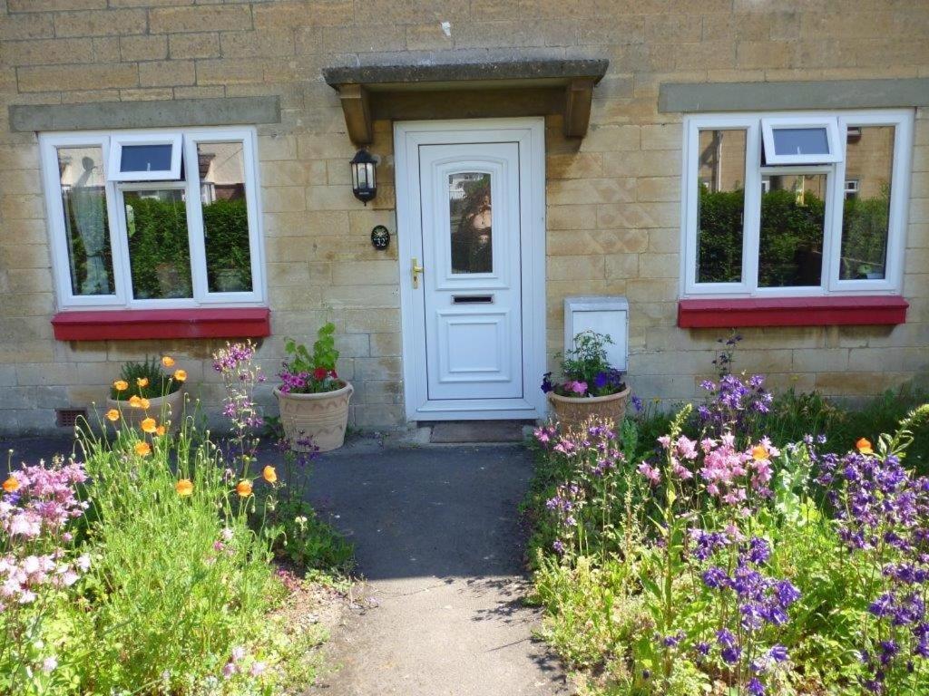 Calne Bed And Breakfast Exteriör bild